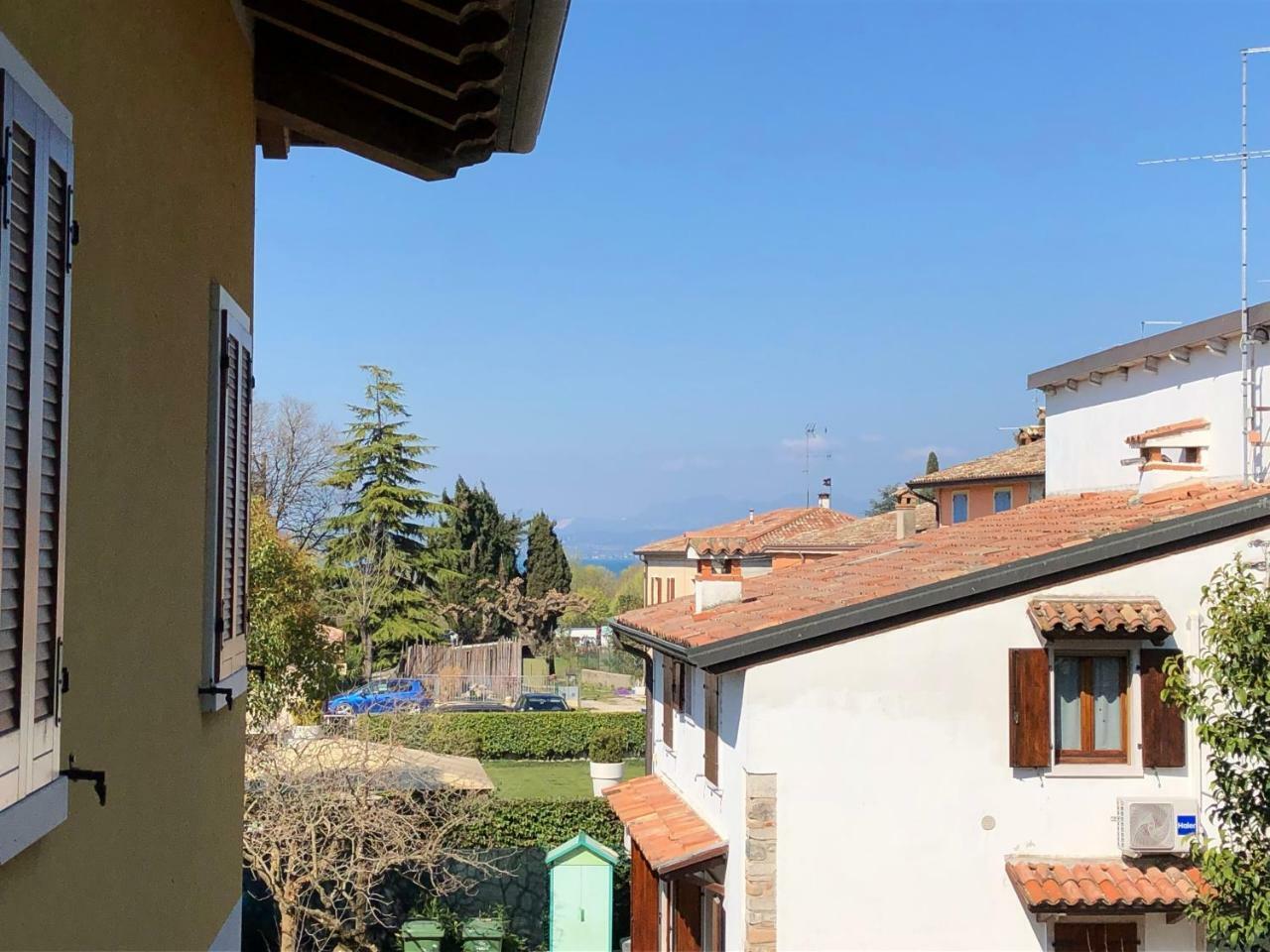 Magia Del Garda Apartment Кастелнуово дел Гарда Екстериор снимка